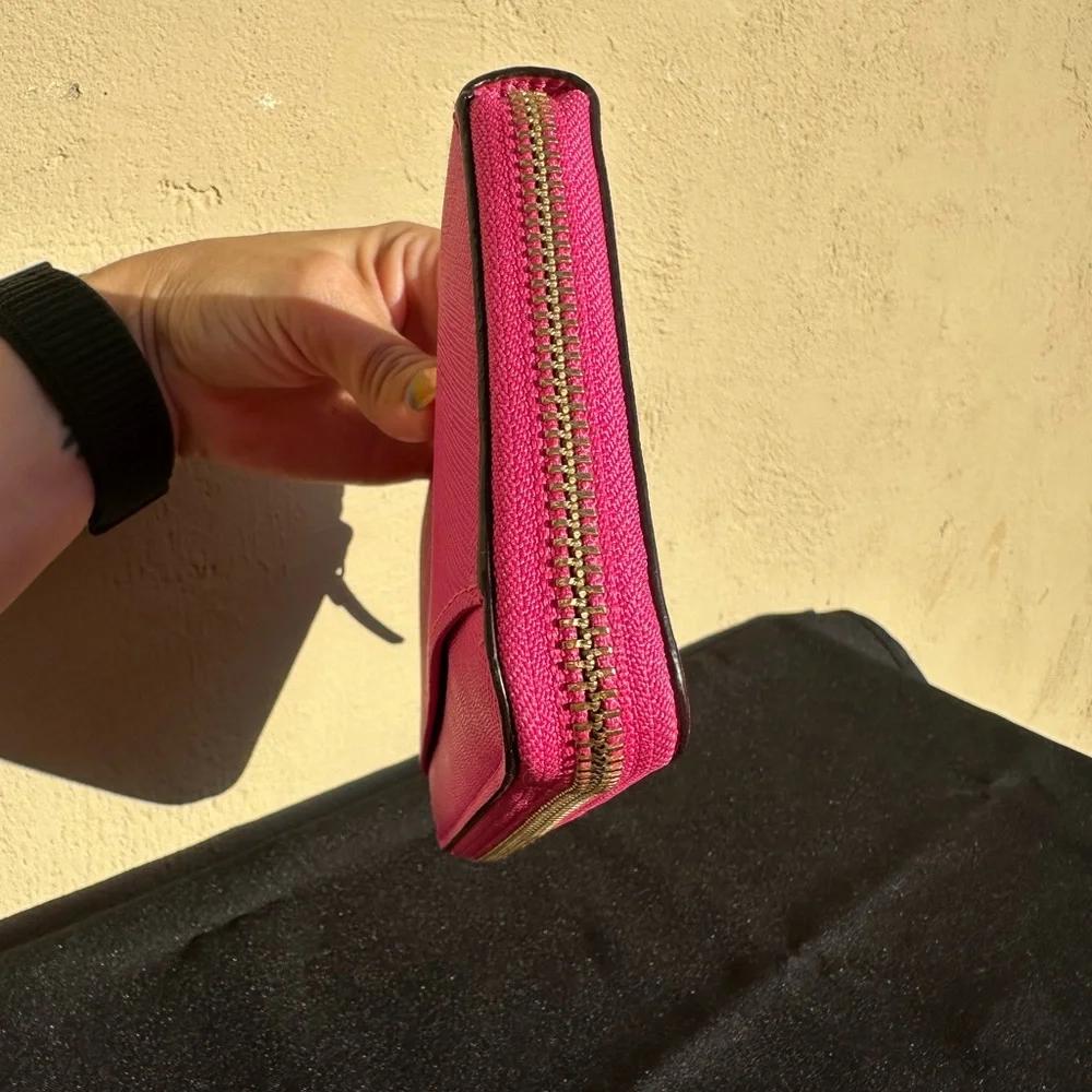 Kate Spade Fuchsia Wallet - Picture 9 of 10
